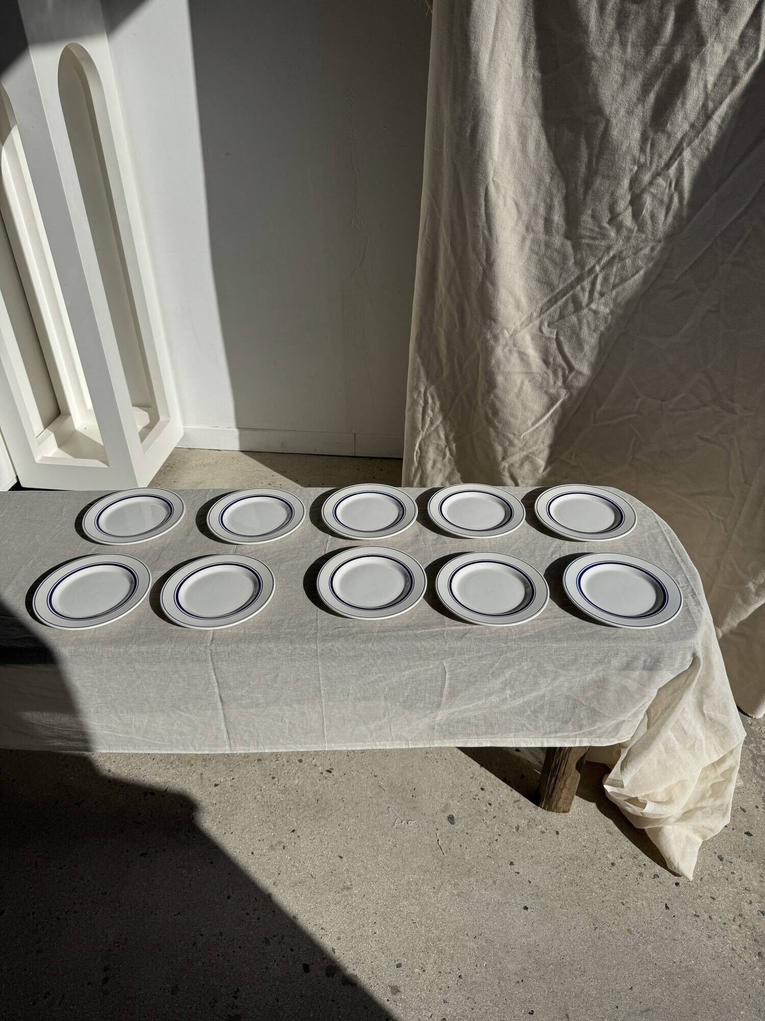 Set of 10 small dessert plates in Italian ceramic Total rim b