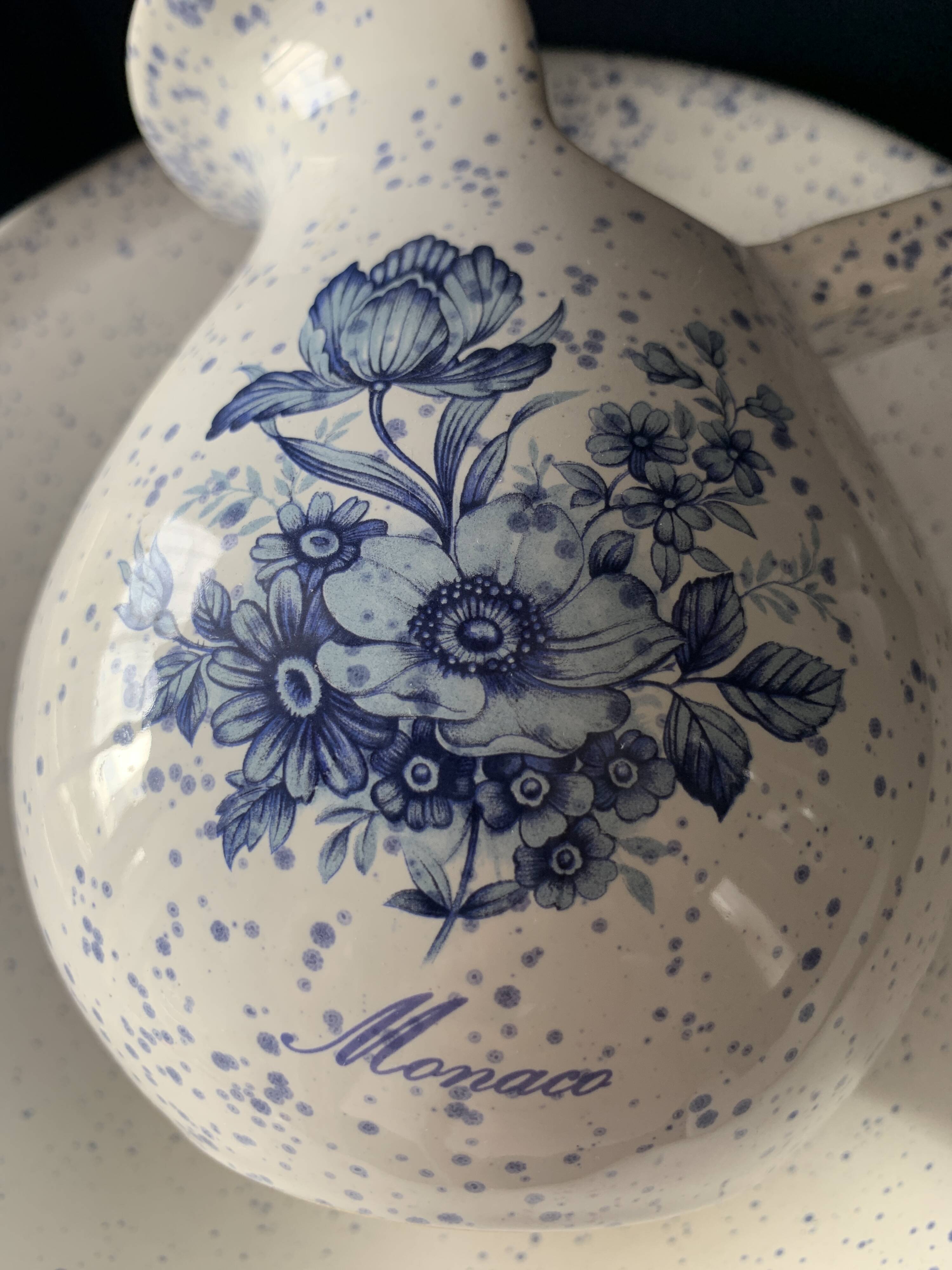 Ancien ensemble de toilette en céramique Monaco – Pichet & Bassine – Vintag