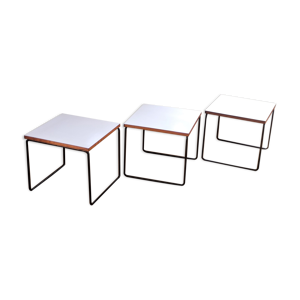 Suite de 3 tables volantes