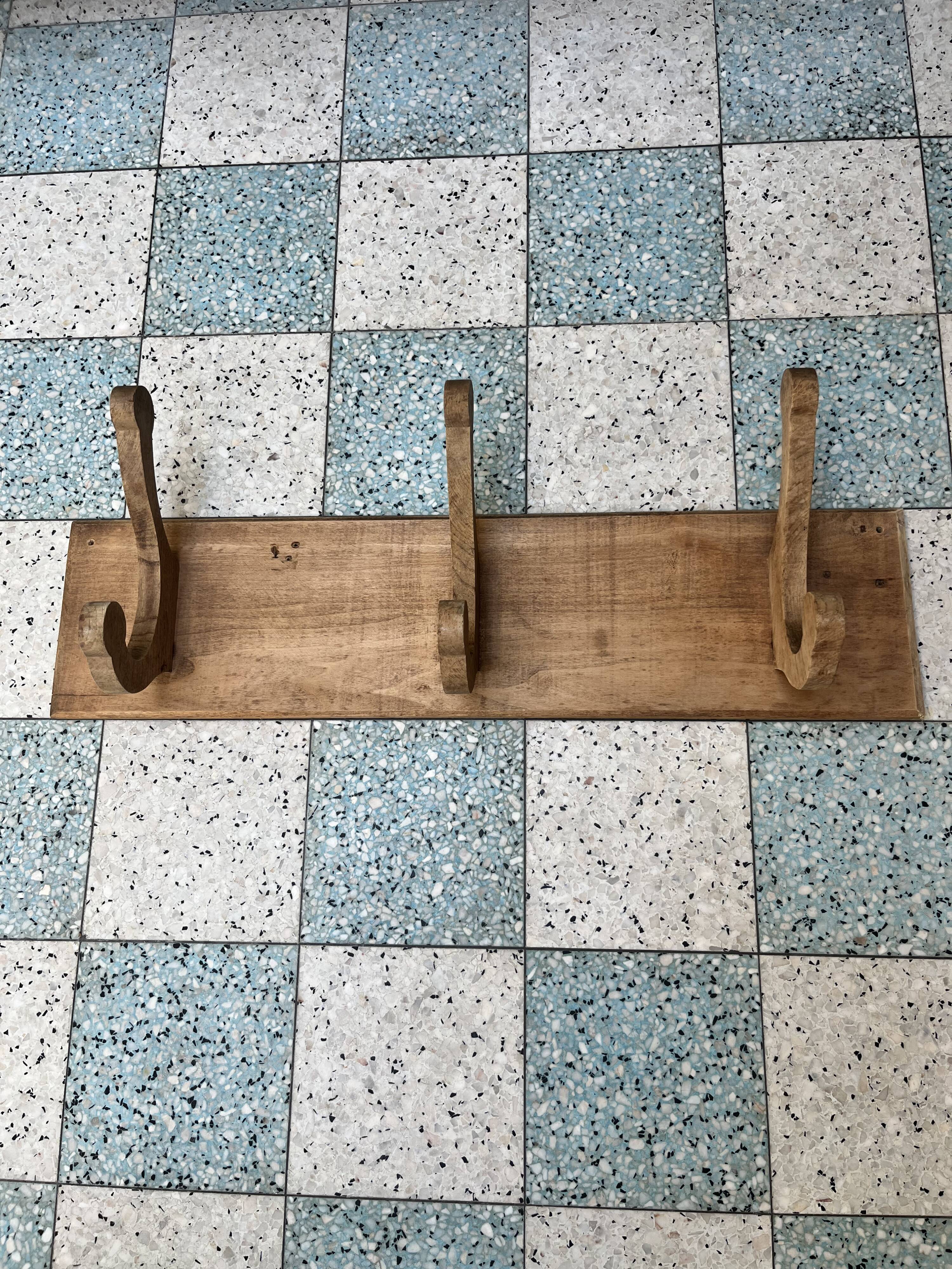 Portemanteau en bois