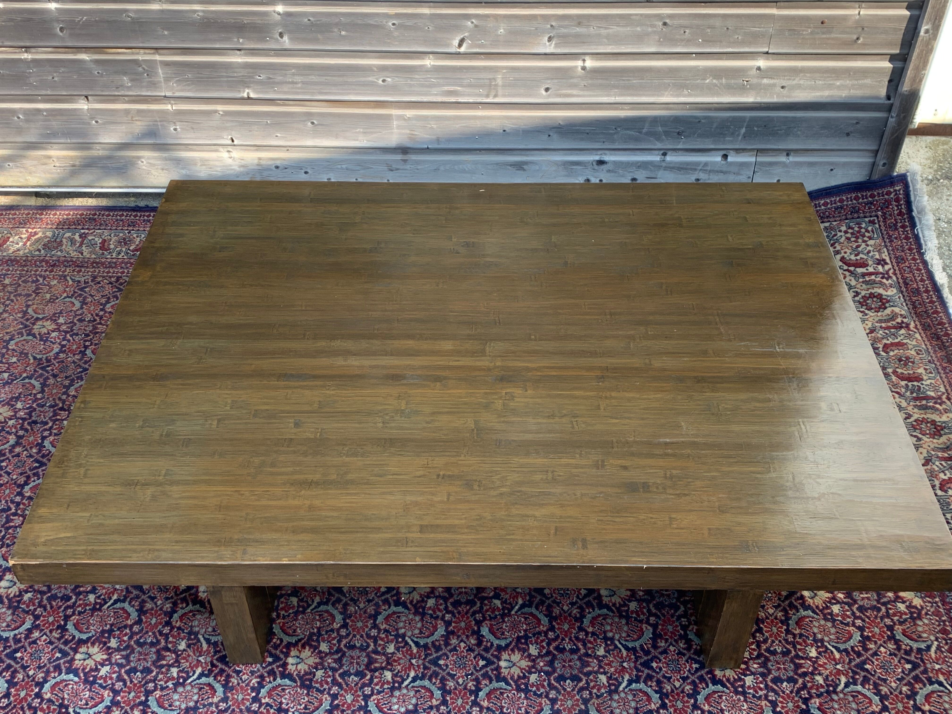 Green laqué coffee table