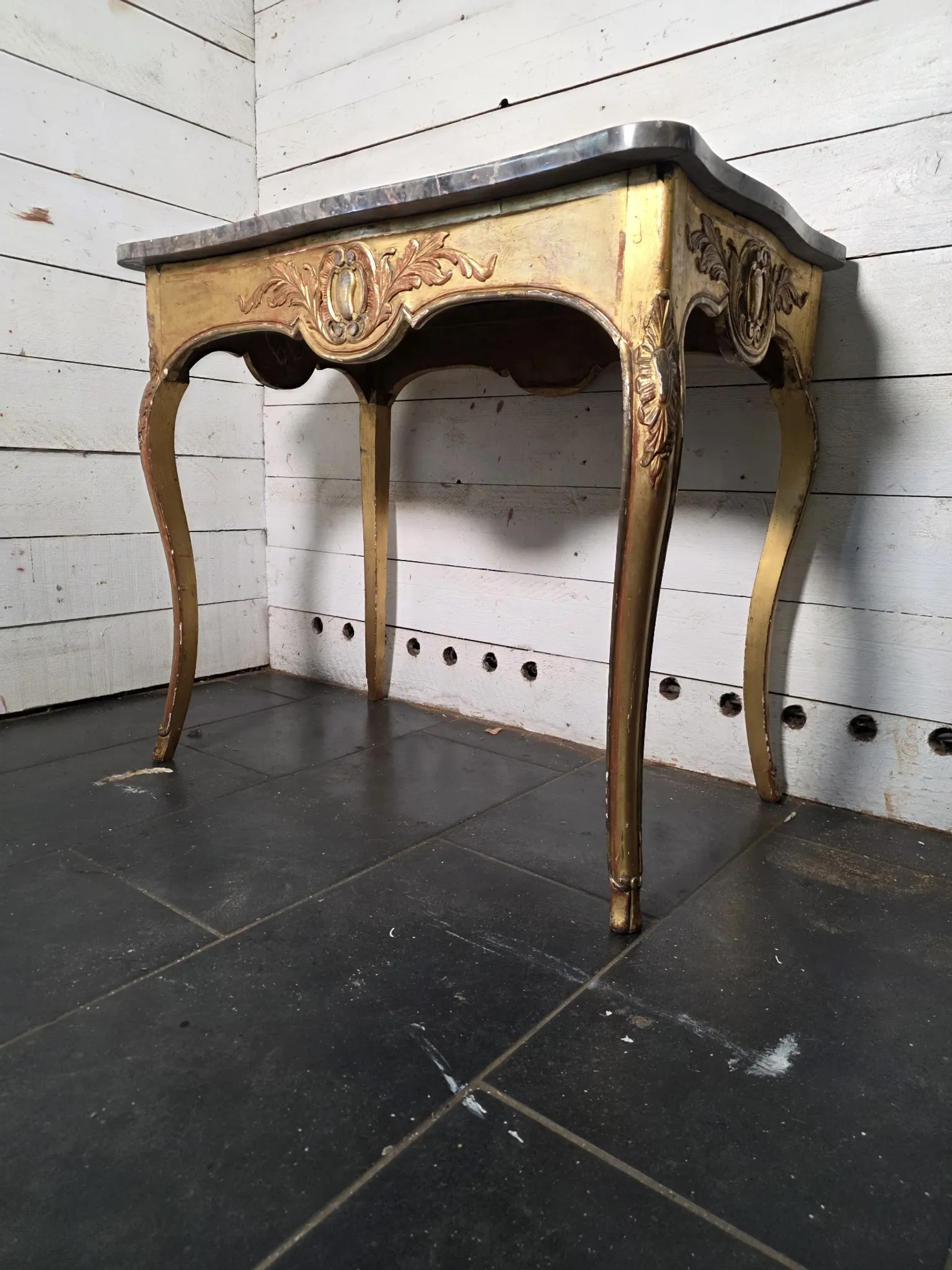 Console/table de milieu style Louis XV doré XIXè 