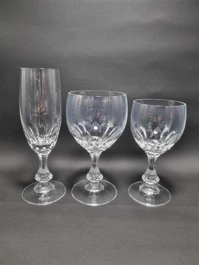 Crystal glassware set - 18 pieces