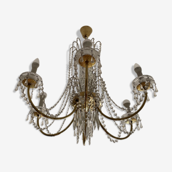 Chandelier with brass and glass grapevines