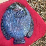 Arcoroc codec fish-shaped plate.