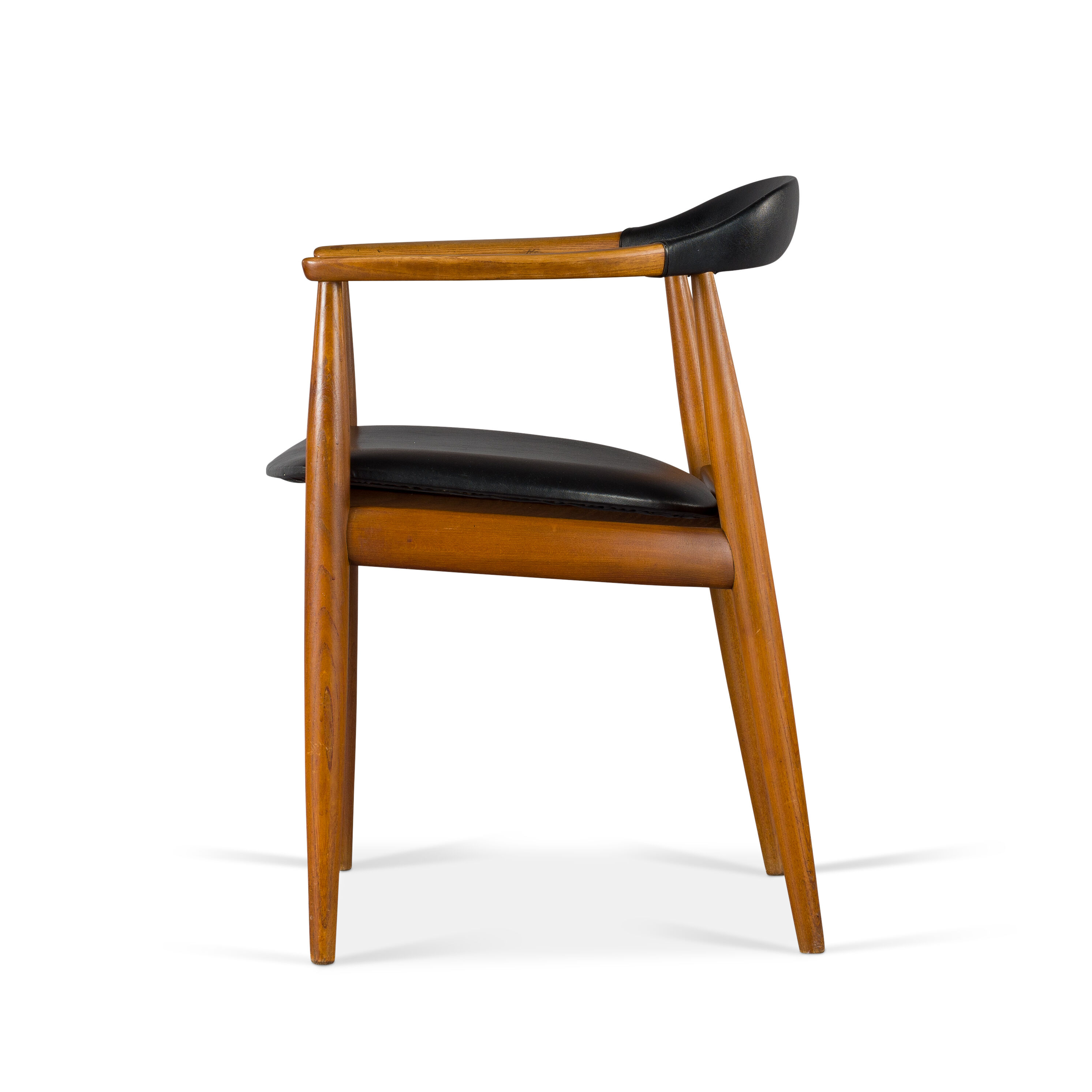 Danish elm & leather armchair by Illum Wikkelsø for Niels Eilersen, 1950s