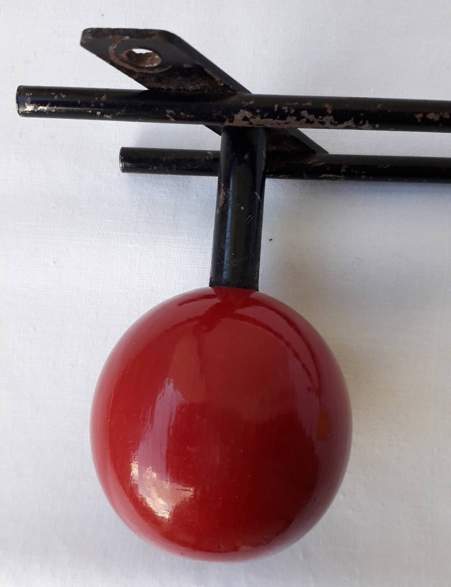 Coat rack with 2 hooks