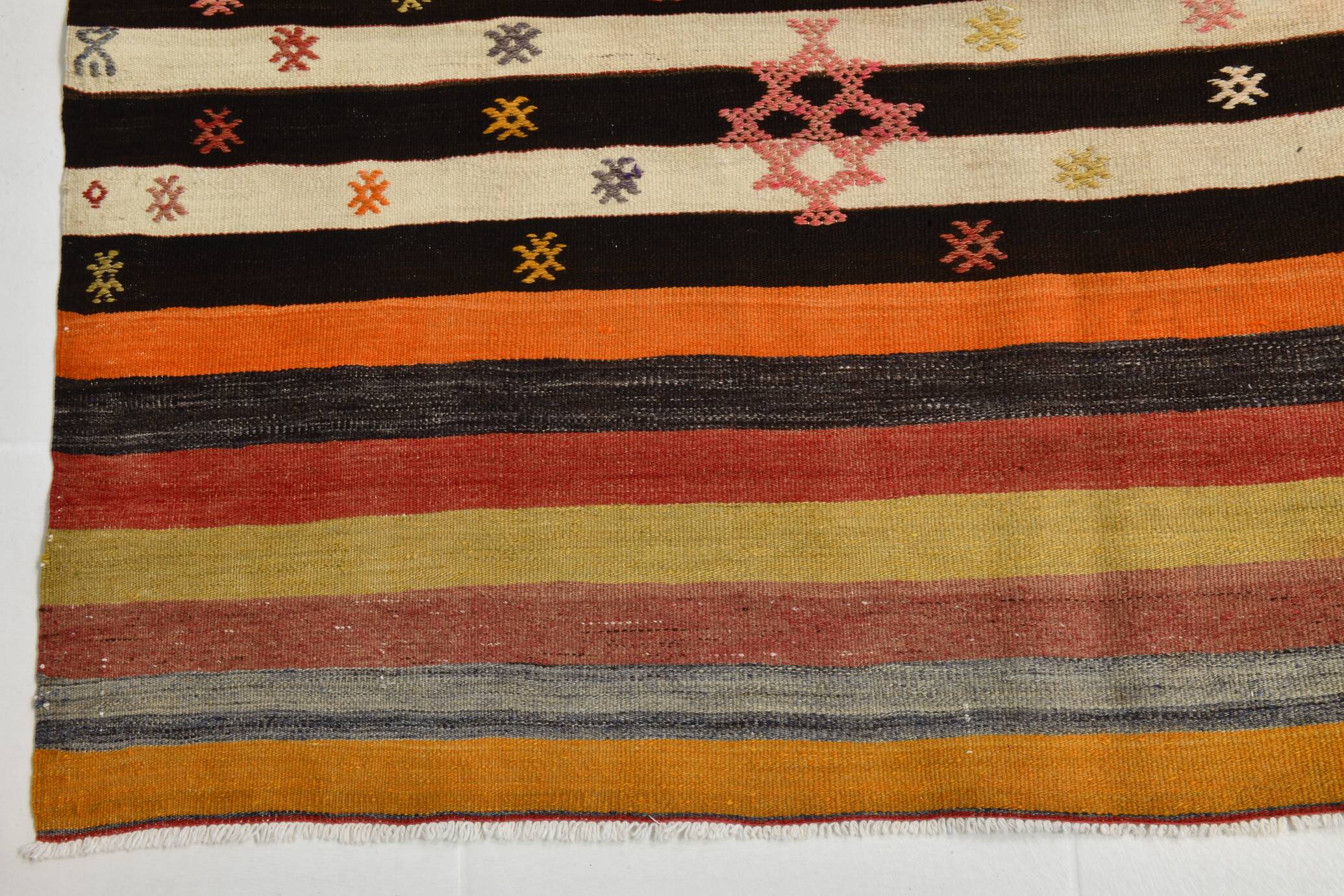Tapis kilim vintage turc rayé multicolore à motifs géométriques, 190x320 cm