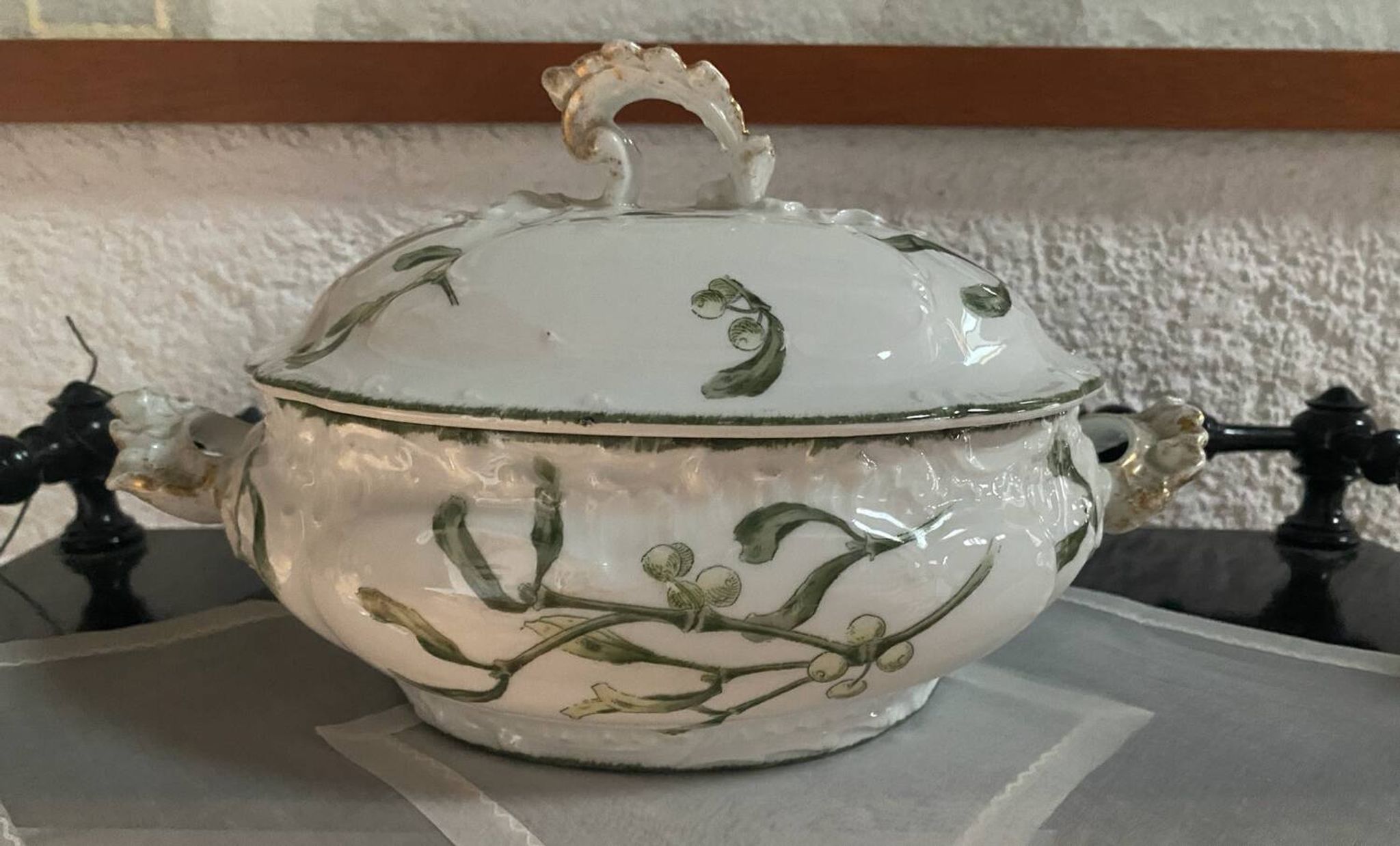 Légumier en porcelaine Pillivuyt modèle Gui ancien
