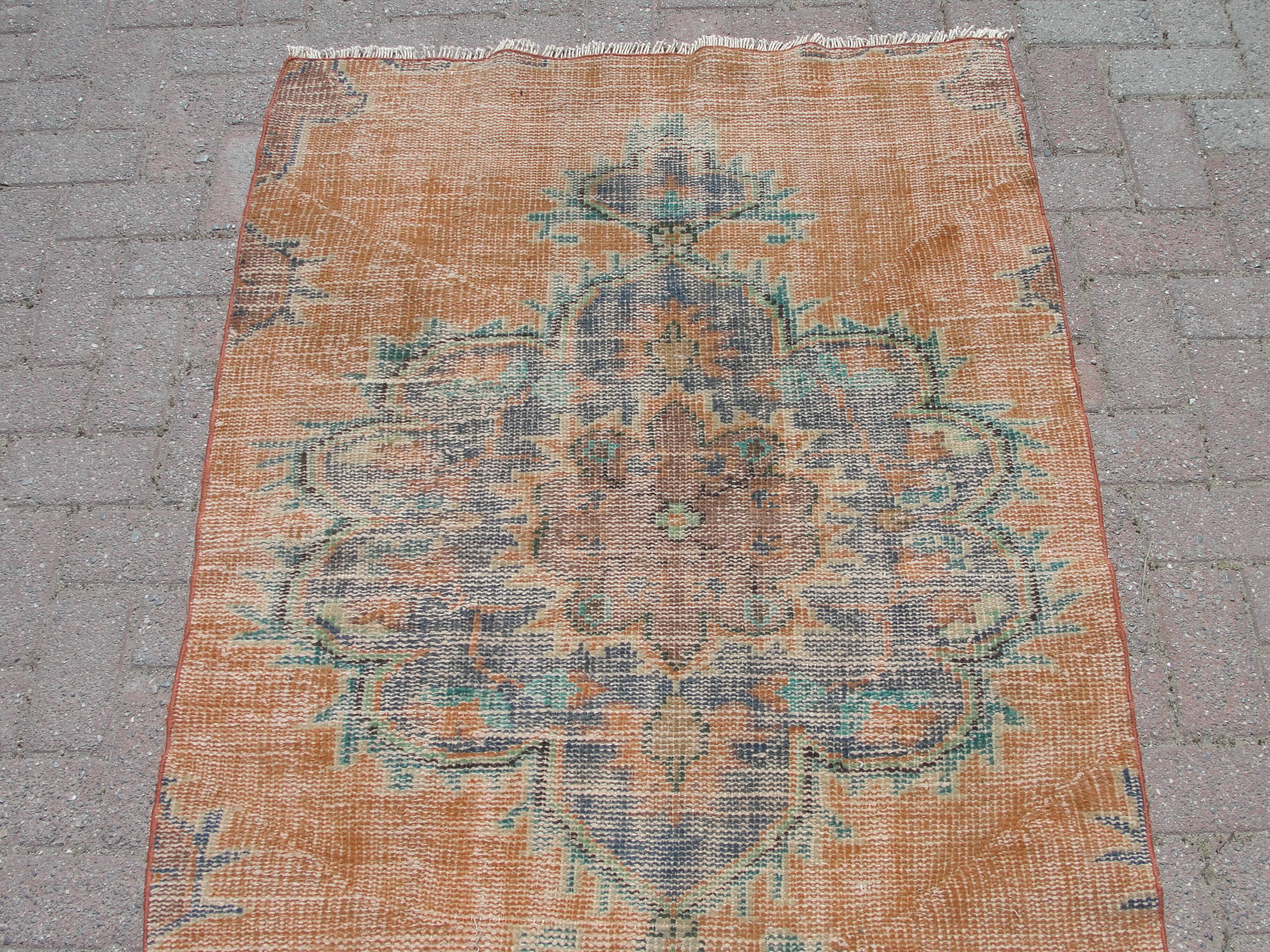 Small red area  rug