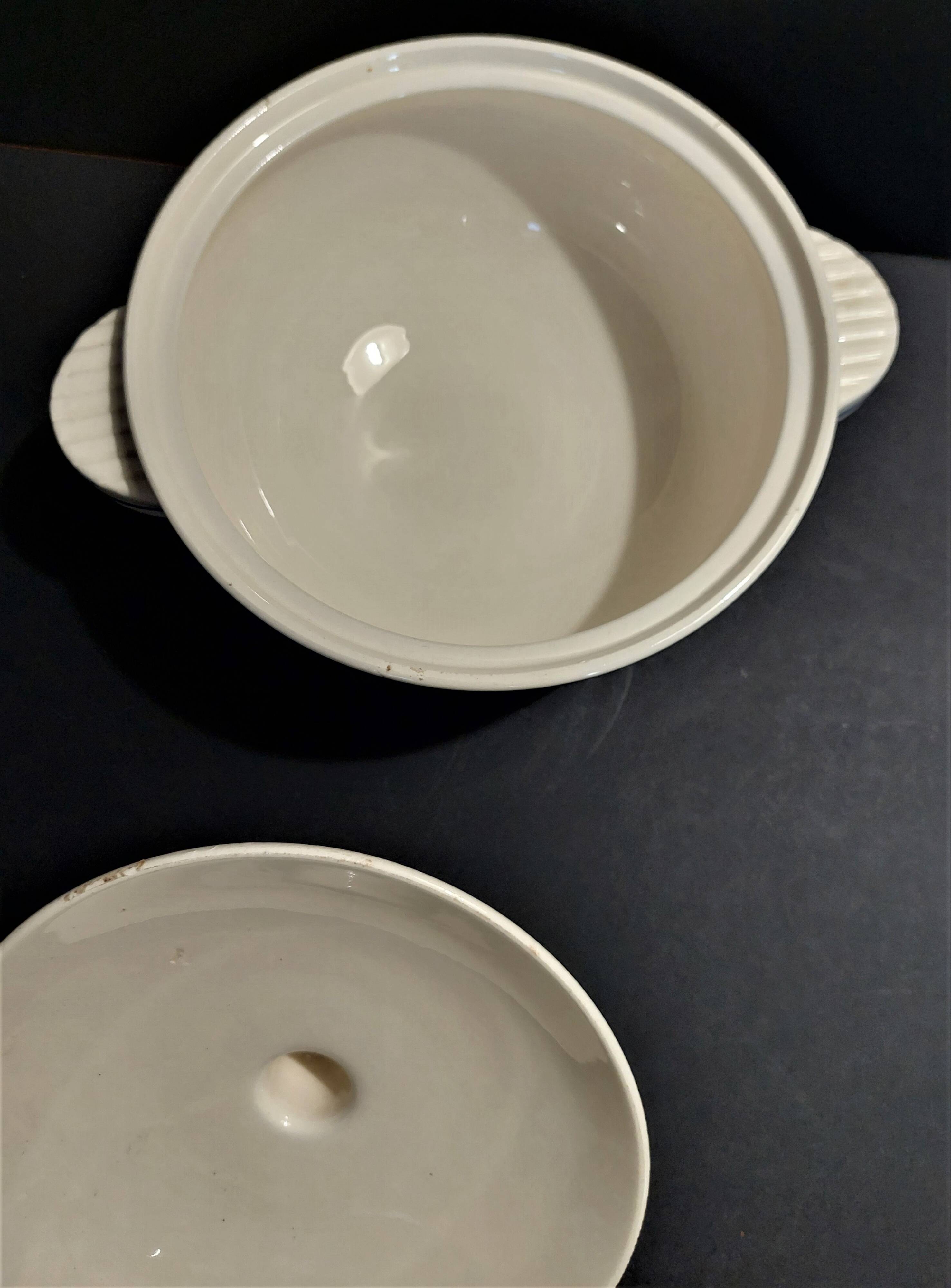 Badonviller earthenware tureen, early 20th century