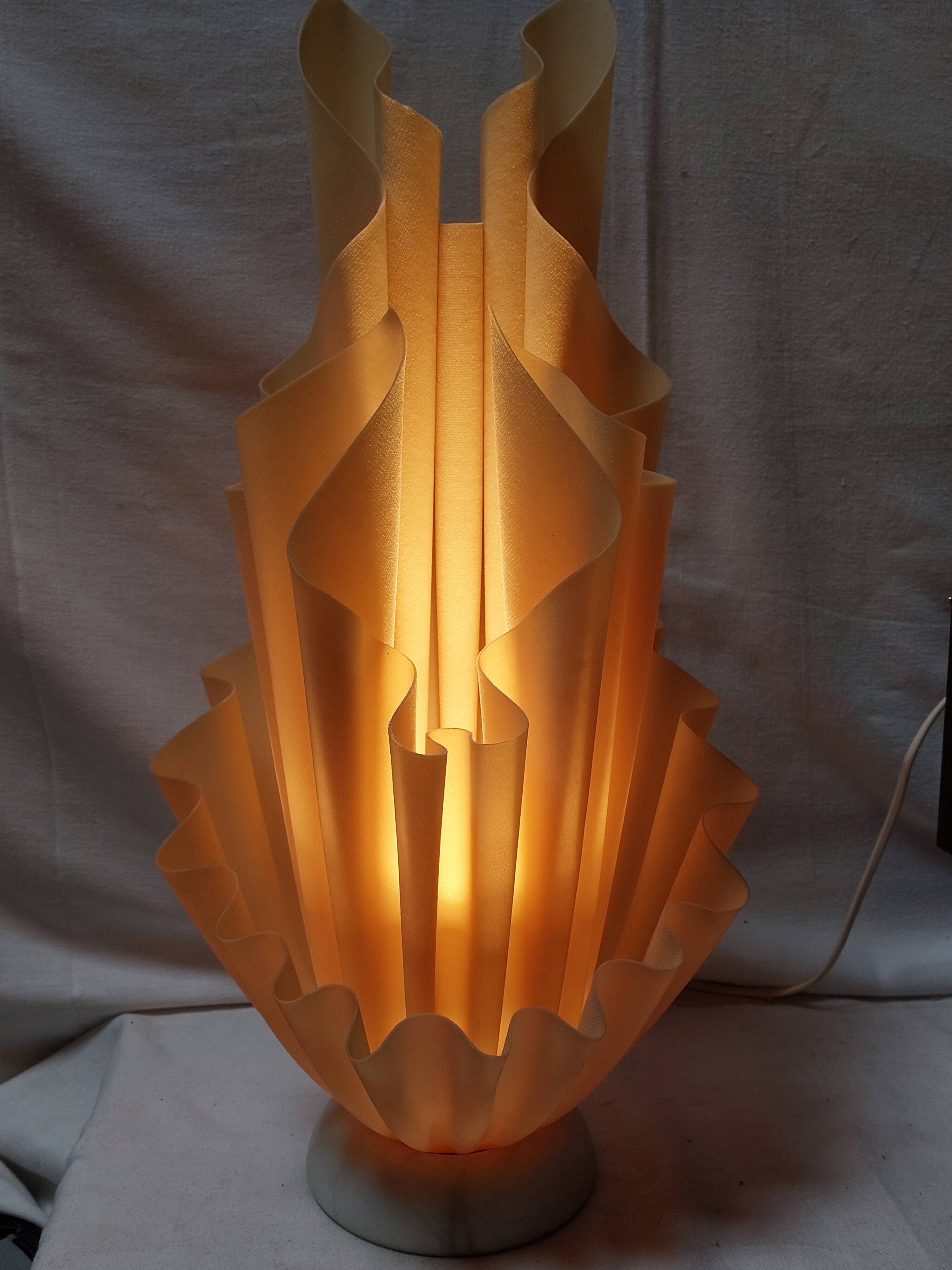 Large Corolle table lamp by Georgia Jacob - Vintage 70s