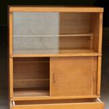 Adorable MD-type oak module from the 1950s.