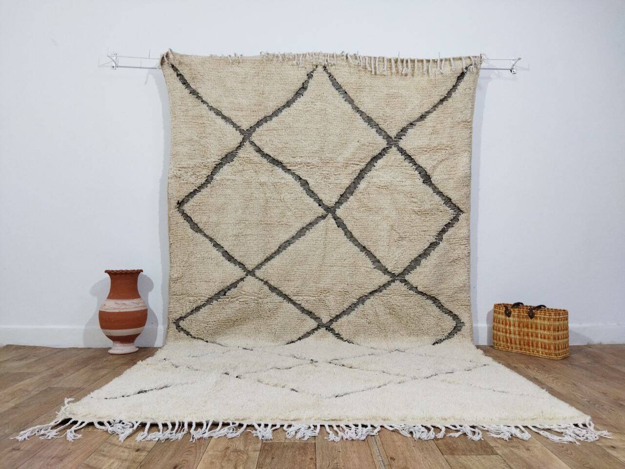 Handmade Moroccan Berber Rug 303 X 186 CM