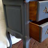 LOUIS XV-style jumping dresser
