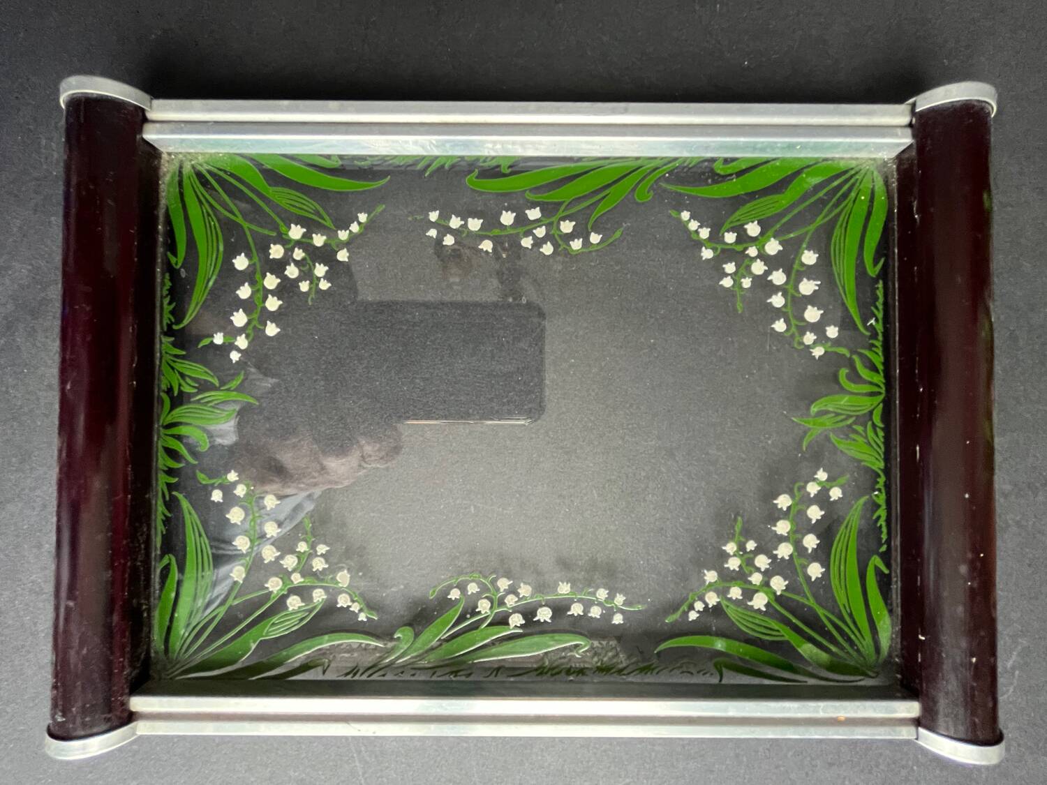 Service of 9 colored liqueur glasses