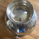 Silver metal champagne tub