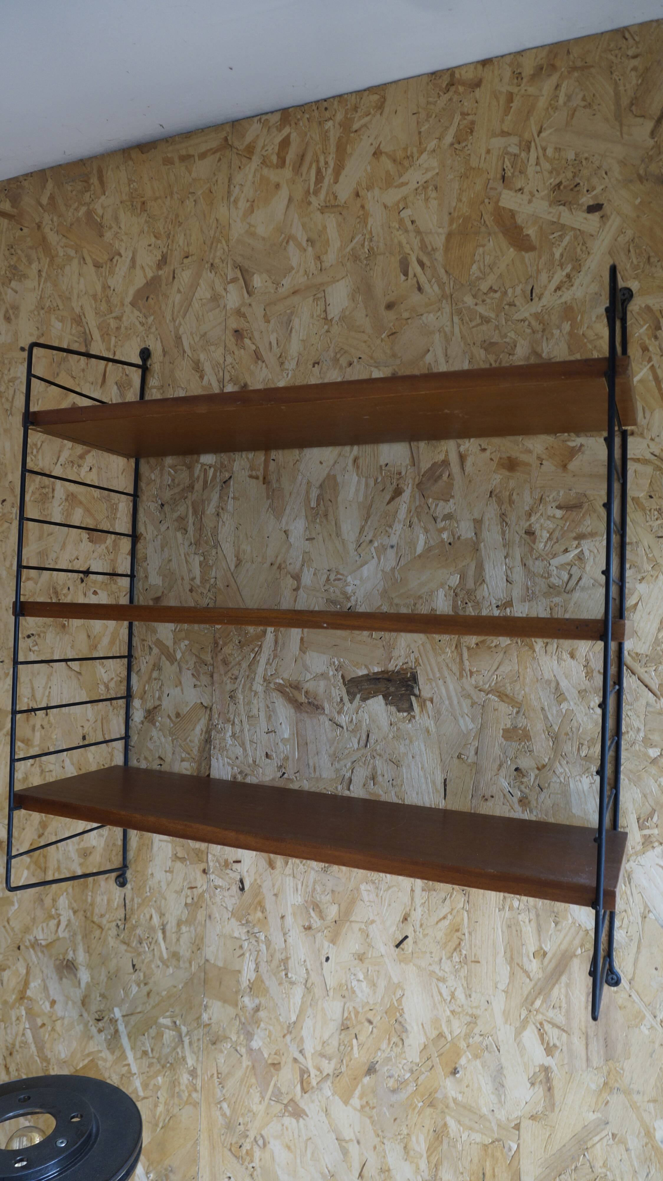 String shelf