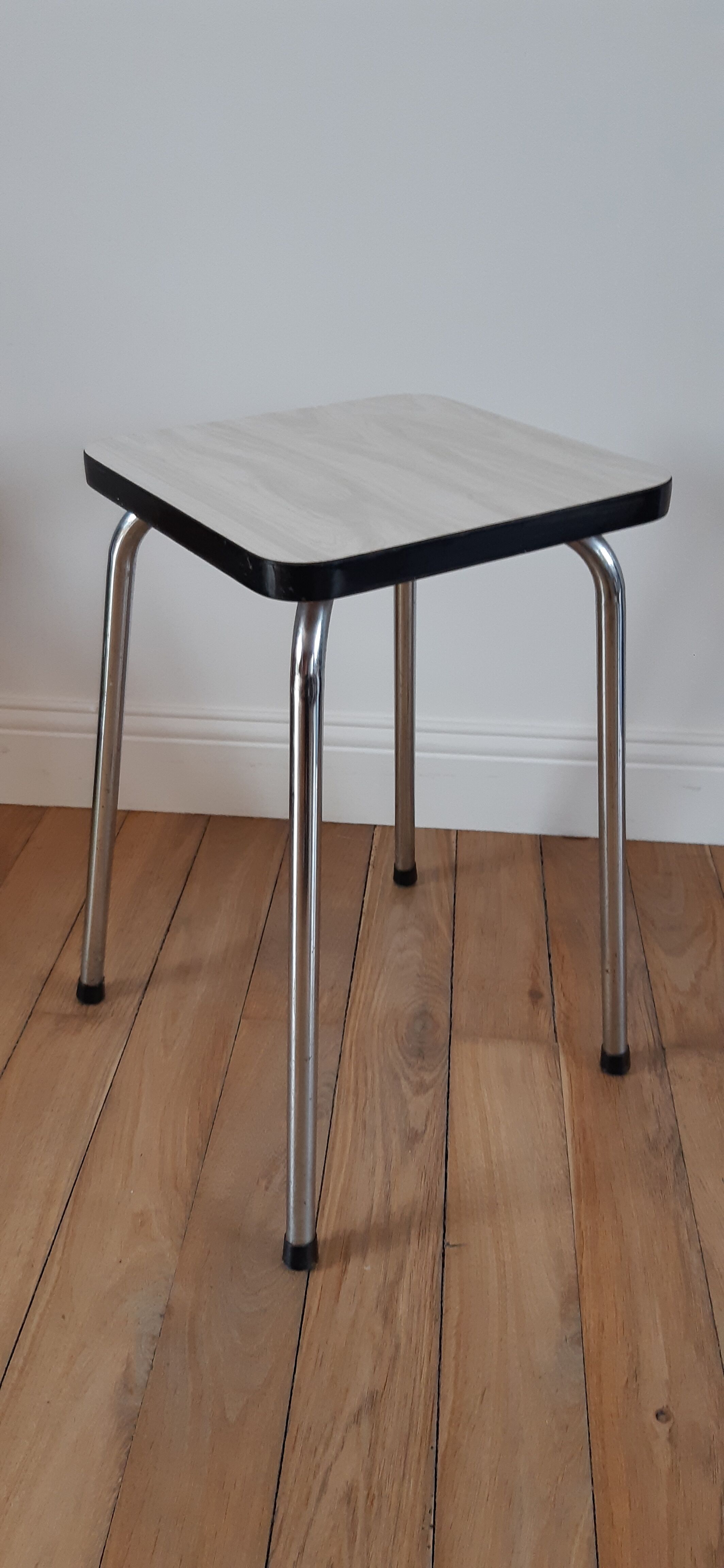 White marbled formica stool 70s