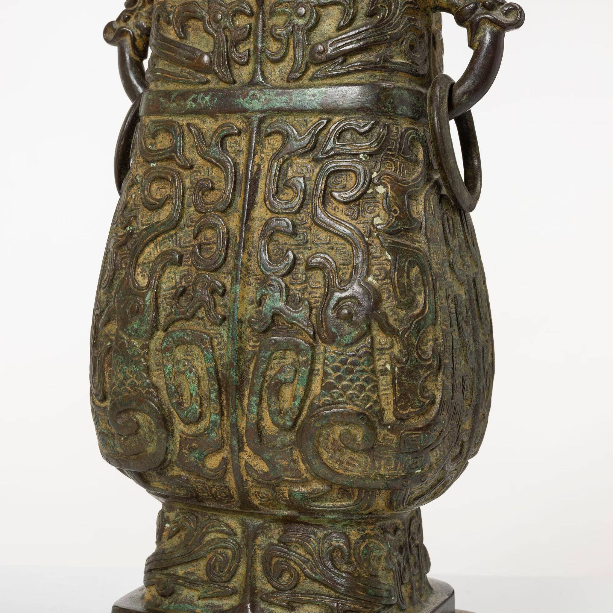 Billy Haines style table lamp in patinated bronze "verdigris" 1960s