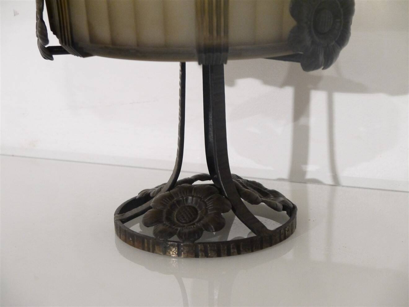 Art Deco coupe in smoked glass and metal by Pierre d'Avesn.