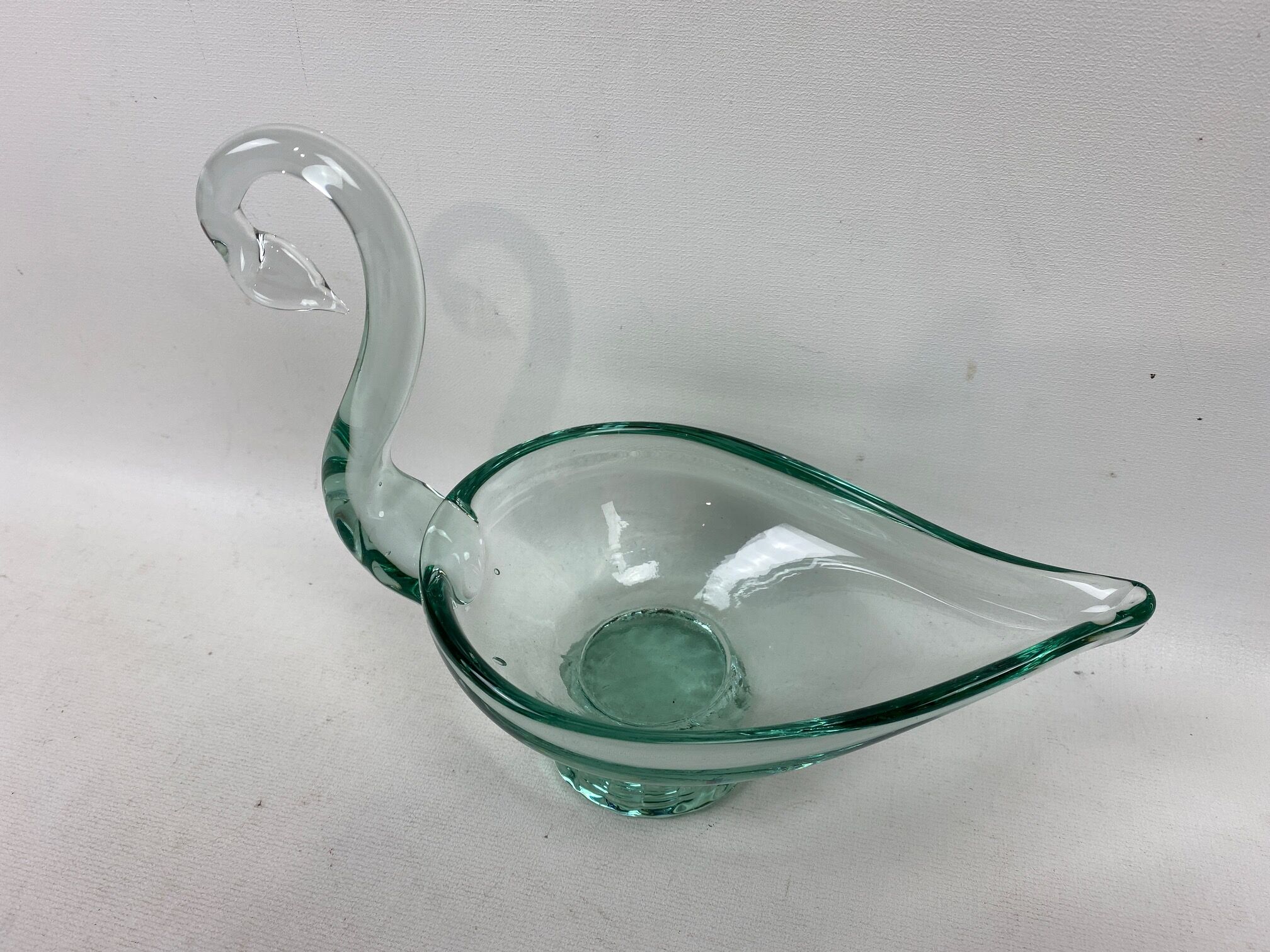 Swan-shaped glass trinket bowl