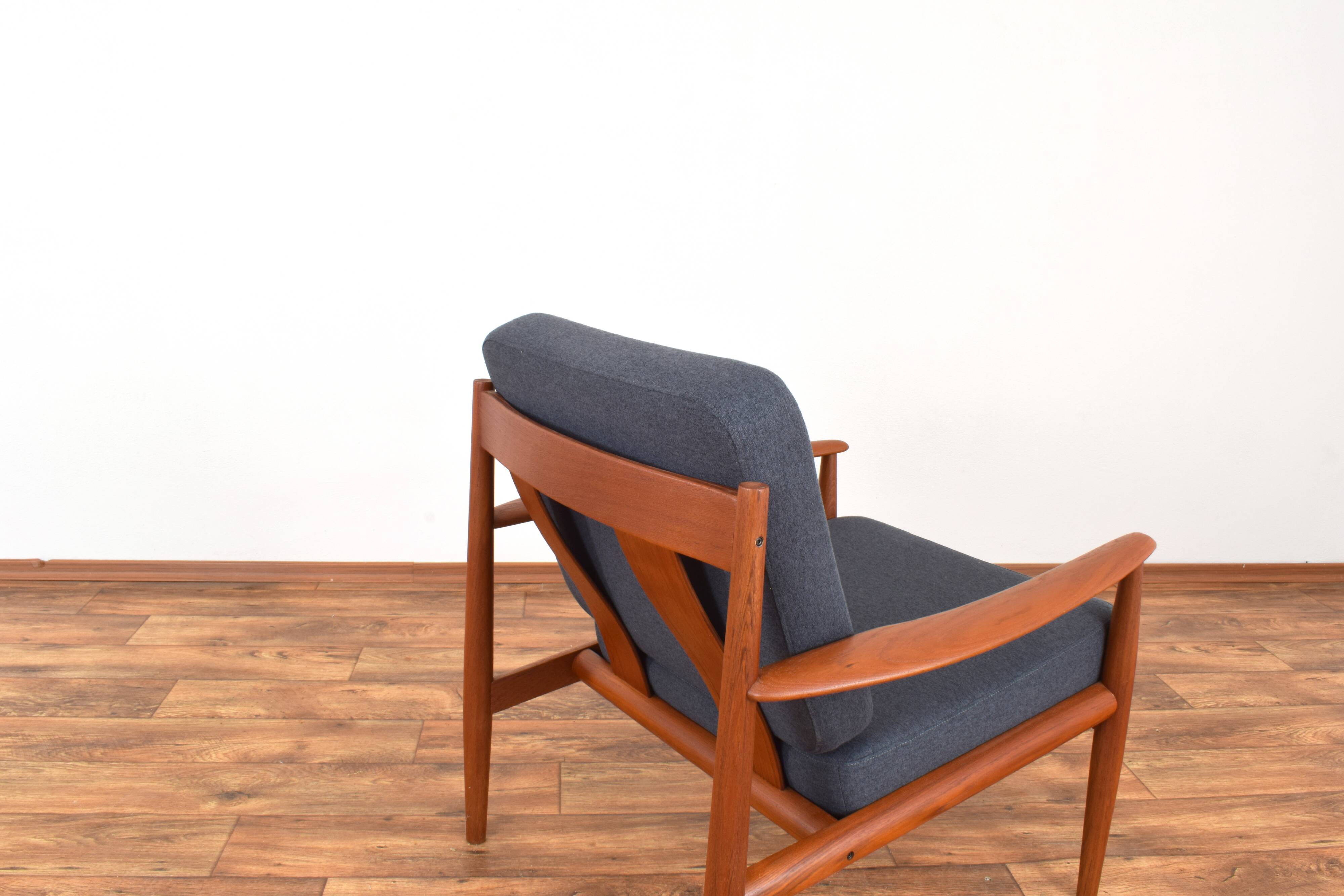 Mid-century Danish teak lounge chair by Grete Jalk of France & Søn, 1960s.