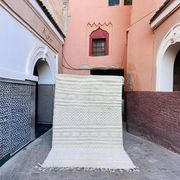 Tapis en laine marocain authentique blanche taille 2/3 m