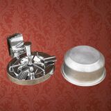 Brass footed ashtray, chrome metal, match display from the 60s and 70s.