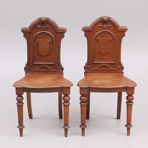 Paire de chaise du 19e siècle Renaissance