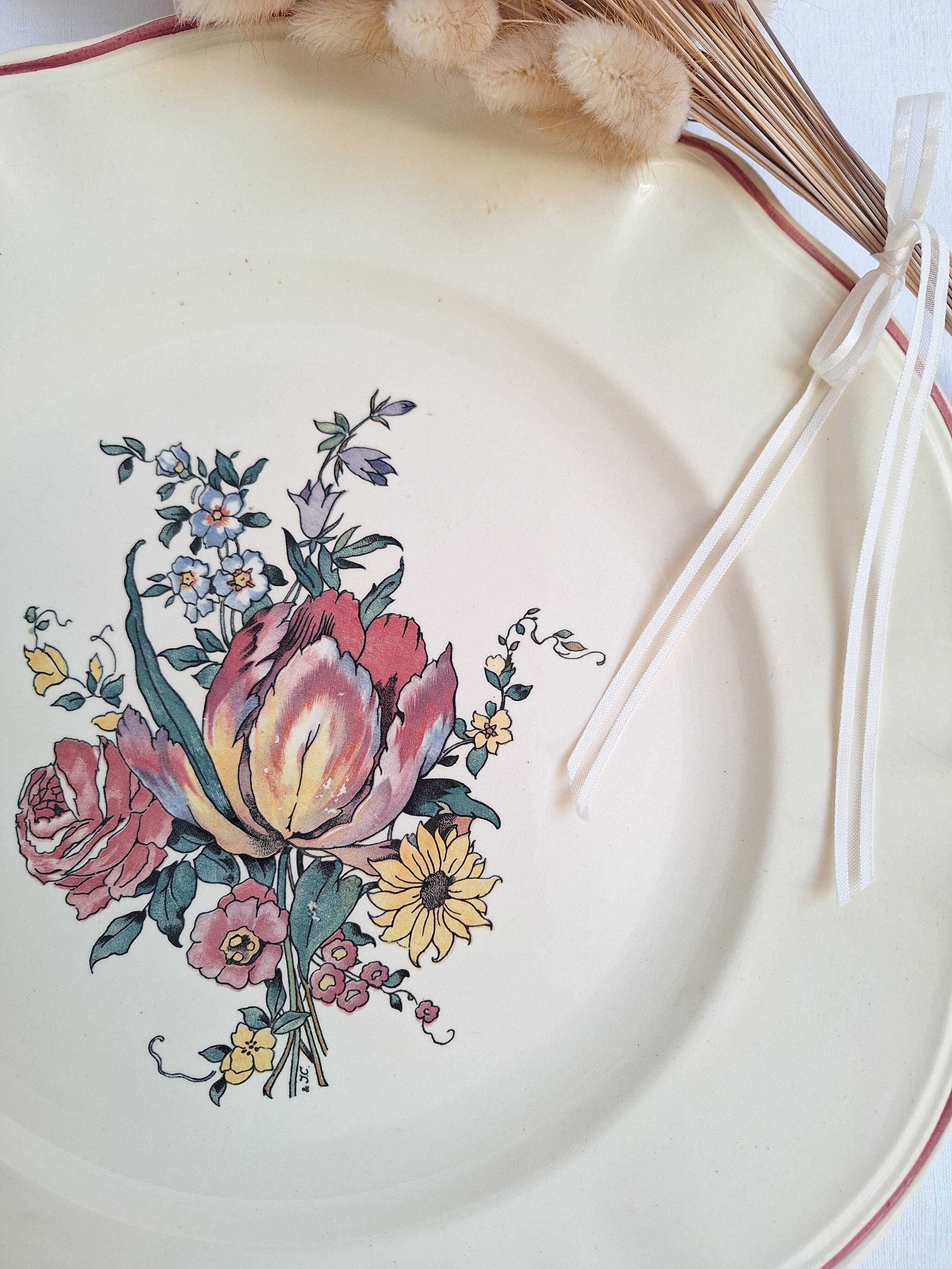 Large round dish Digoin Sarreguemines Model Lorraine