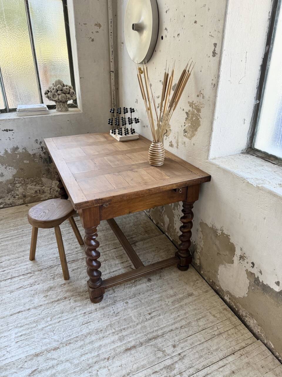 Paneled walnut desk with turned legs, 1900