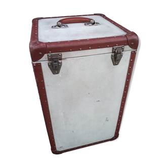 Old trunk