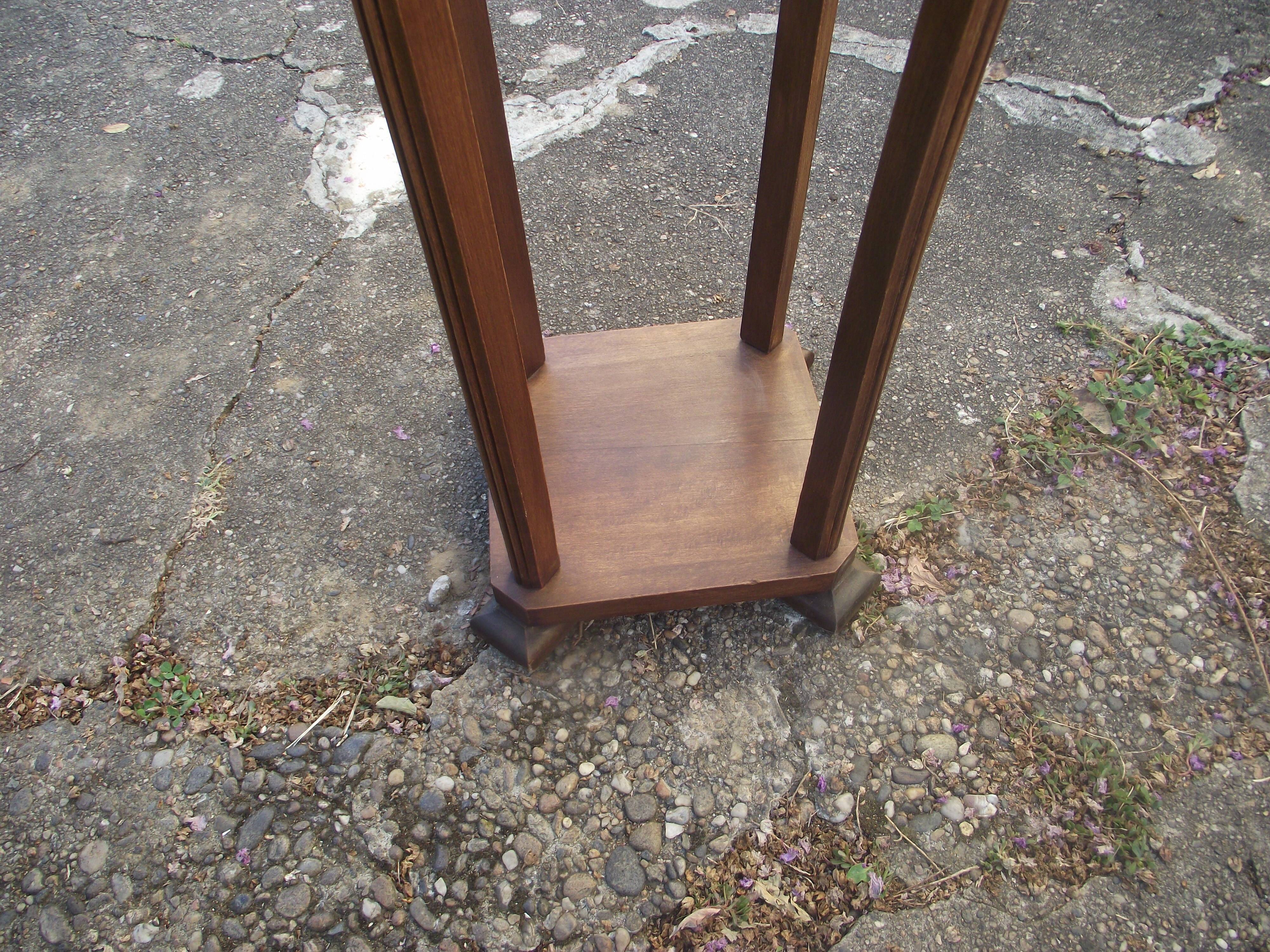 Art Deco pedestal table