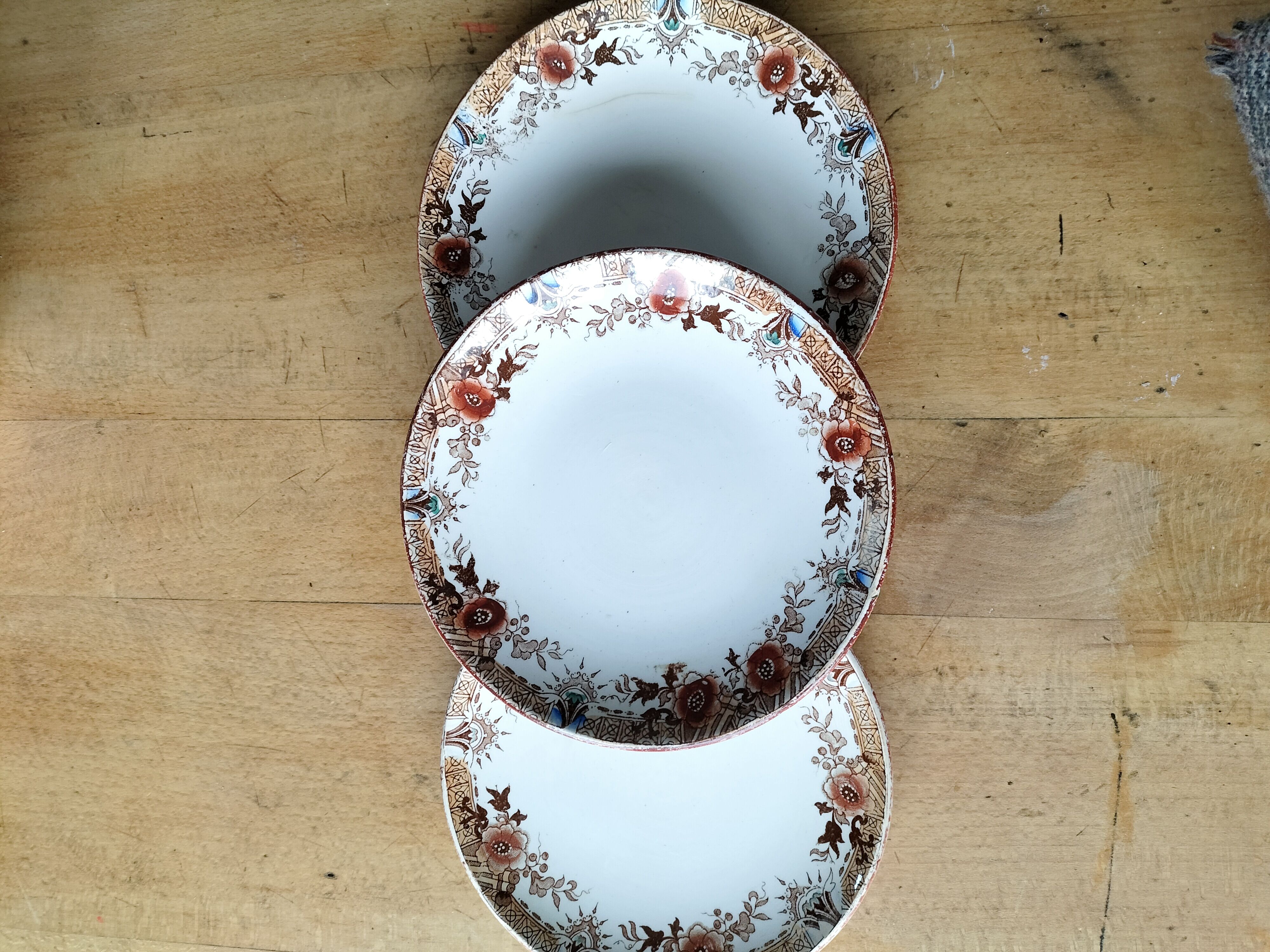 3 dessert plates sarreguemines