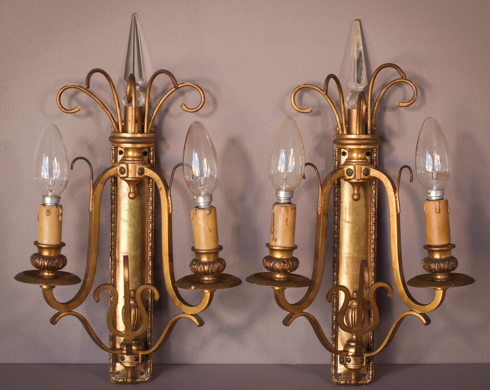 Classical High Quality Pair of Wall Lamps