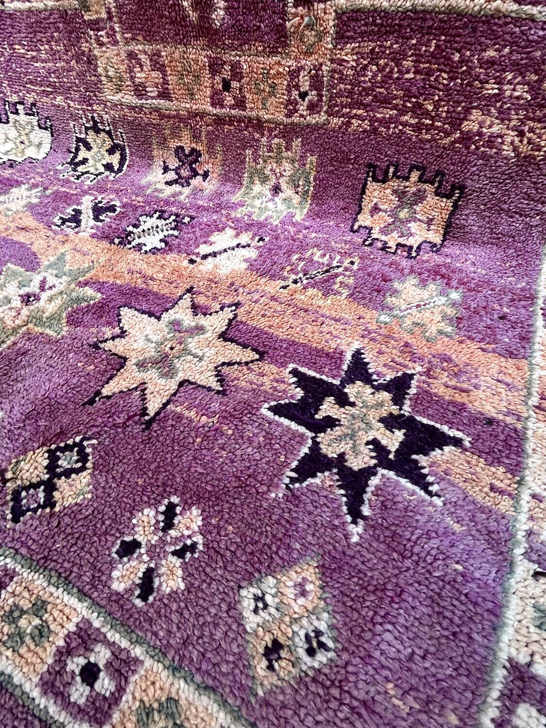 Mguild rug 355x190cm