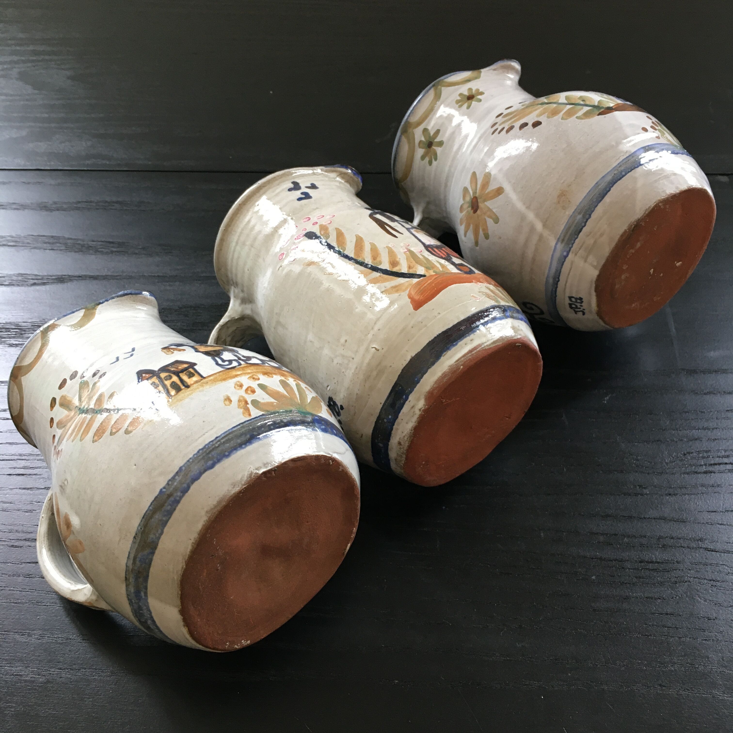 Lot 3 cider pitchers Breton décor