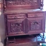 Buffet type serving table