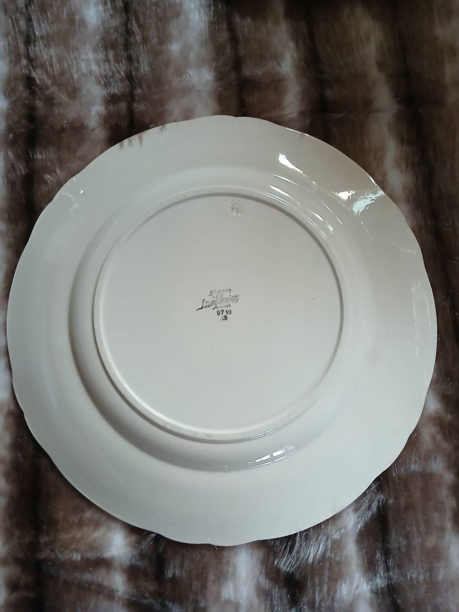 2 plats anciens Digoin et Sarreguemines 