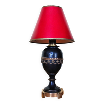 Napoleon III oil lamp electrified, black metal, golden garland.