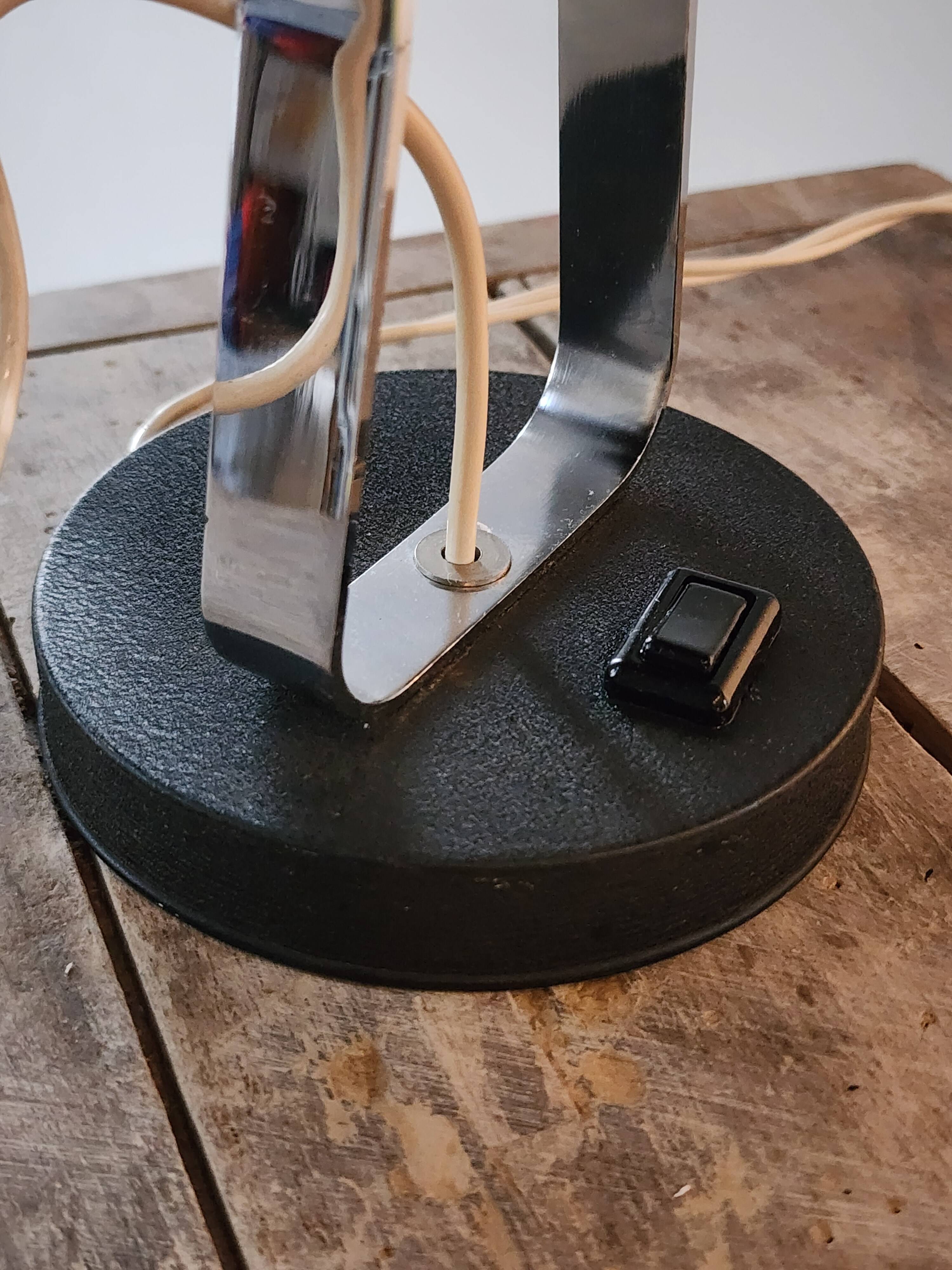 Delmas vintage lamp "Monteuse"