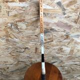 Ancienne raquette tennis courts professionnel bois