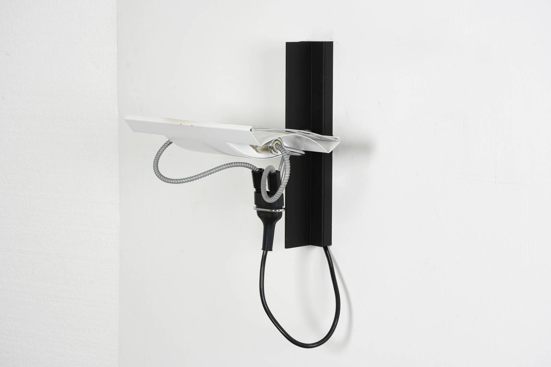 Gino_Sarfatti pair of wall lights mod. 269 Arteluce edition circa 1980