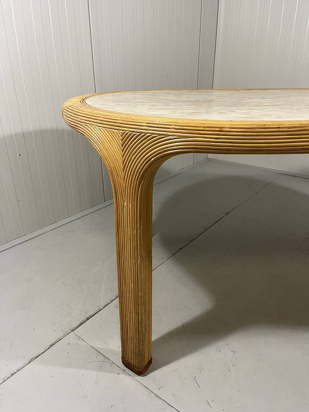 Table à manger en rotin et travertin Vivai del Sud, Italie, années 1960.
