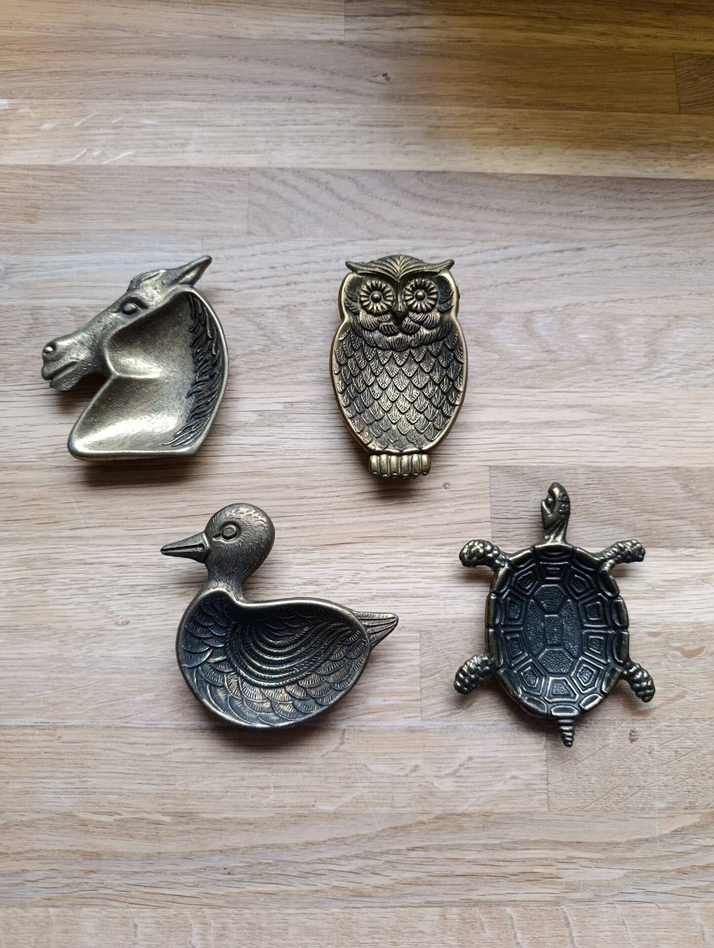 Lot of catchalls / jewellery holders / ashtrays