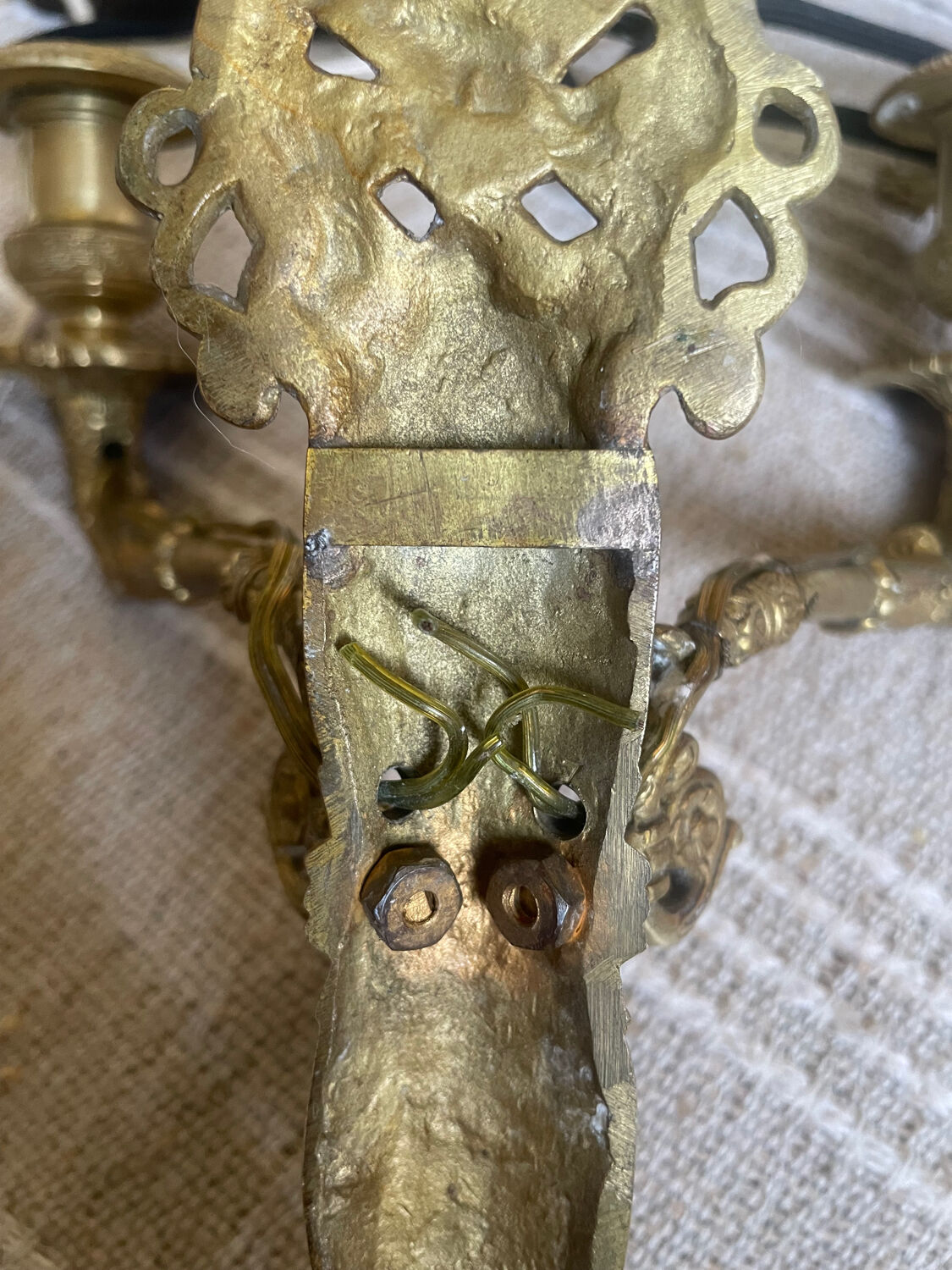 Pair of antique wall sconces in bronze - Louis XVI style / Saying