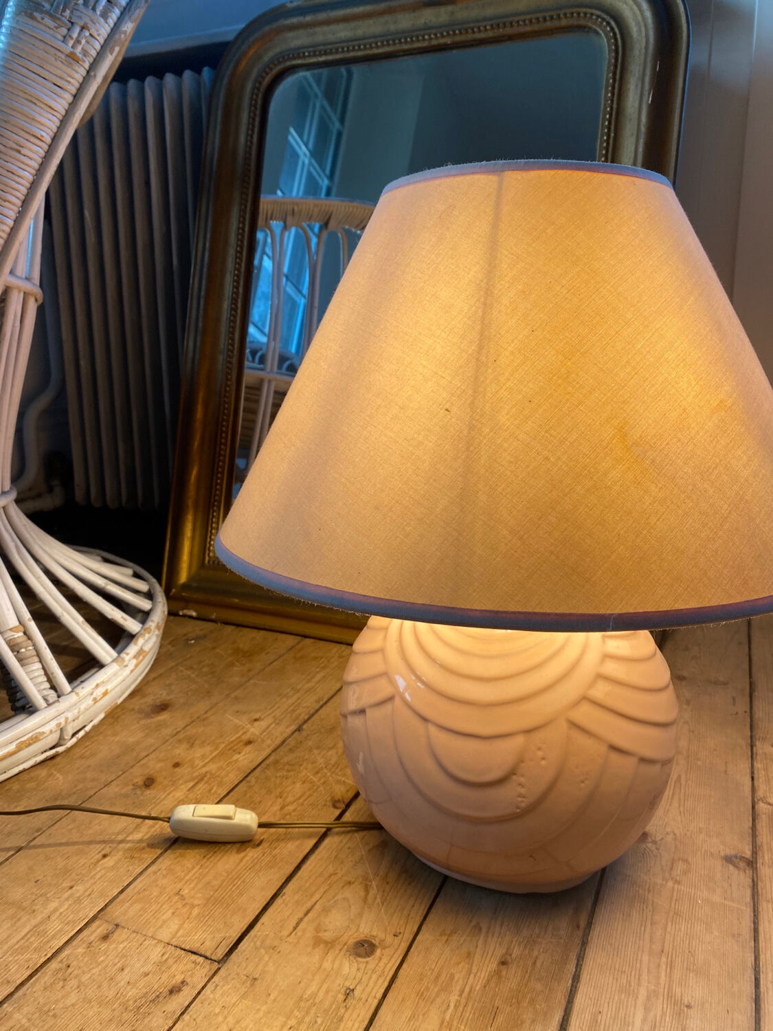 Lampe boule céramique rose vintage