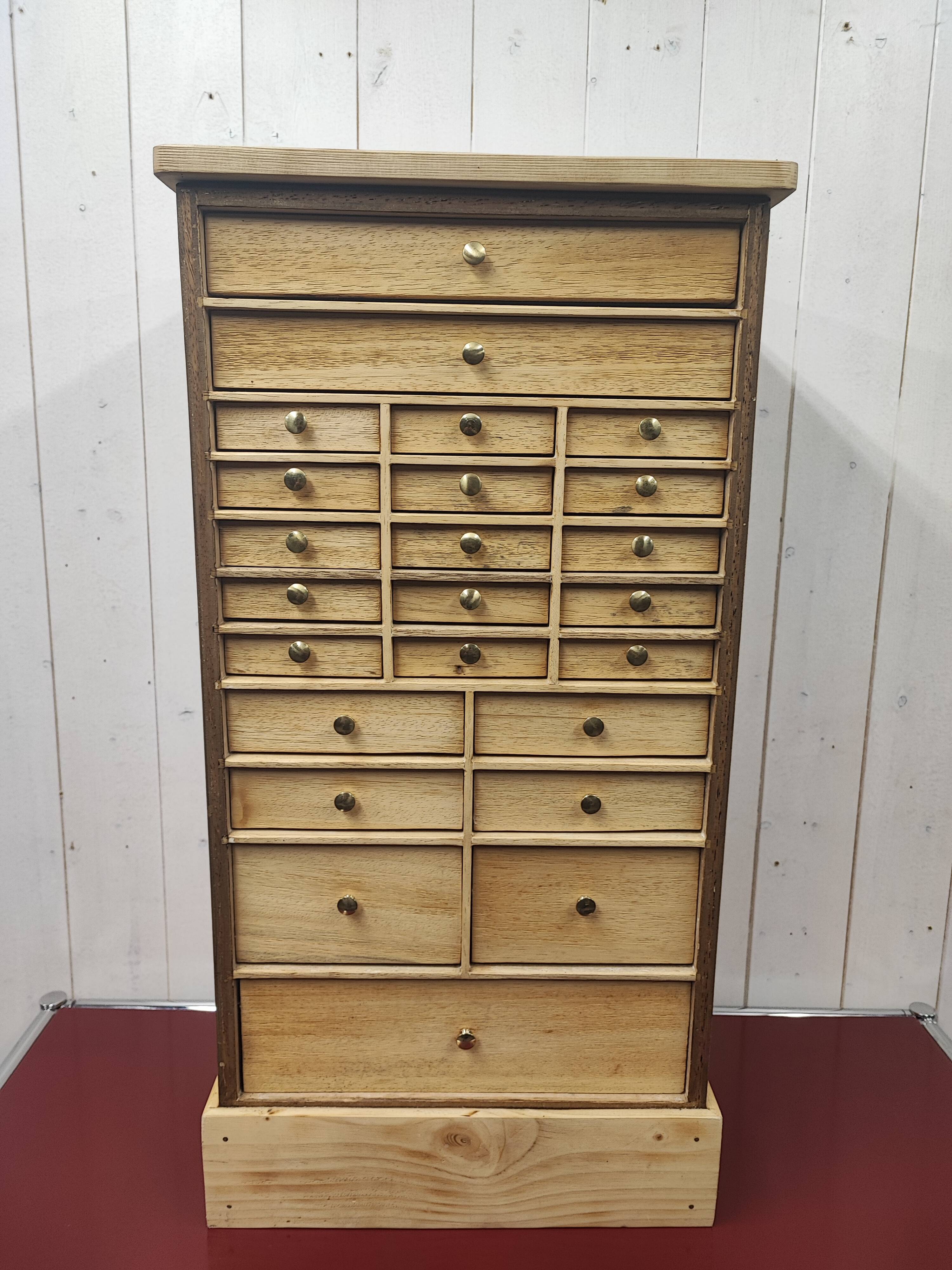 Watchmaker's layette