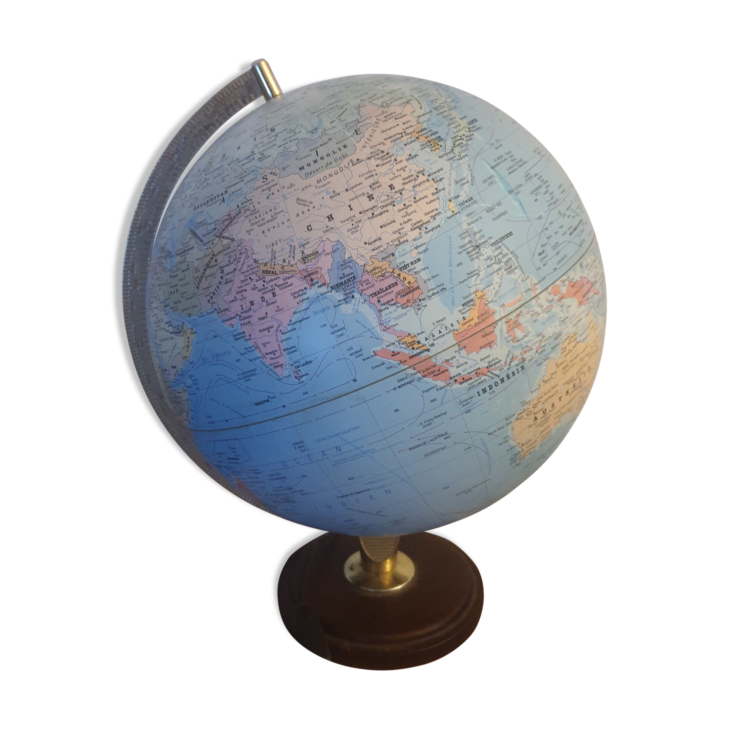 Former terrestrial globe mMichelin